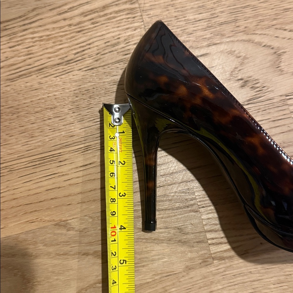 Stuart Weitzman Pumps - Picture 4 of 6